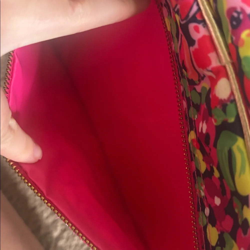 Lilly Pulitzer Agenda Folio in the Wild floral Confetti pattern